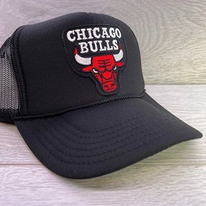 NEW VINTAGE STYLE CHICAGO BULLS BLACK TRUCKER HAT CAP ADULT S…